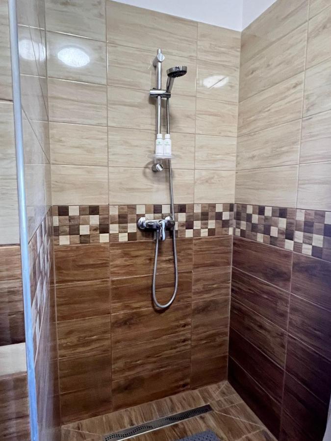 Hévíz Edmond Apartment מראה חיצוני תמונה